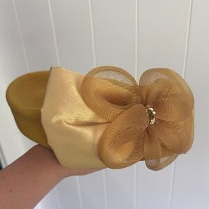 Elegant Gold Flower Hat